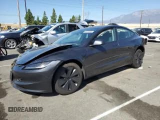 ✅ 2025 Tesla Model 3 Long Range • VIN: 5YJ3E1EA1SF981756 • Lot: 85193265. Listed on Copart with 5,648 mi. Free auction sales archive from the USA and detailed vehicle history report at DreamBid. Image 1.