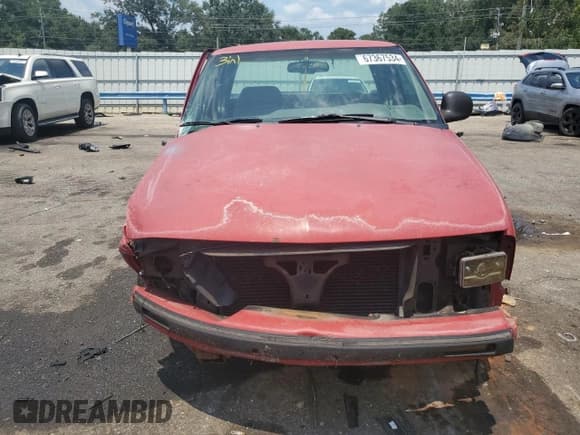 ✅ 1996 Chevrolet S-10 LS • VIN: 1GCCS19X6TK129236 • Лот: 67367534. Опубликован ранее на Copart с пробегом 222 847 миль. Бесплатный доступ к архиву аукционных продаж из США и подробный отчёт об истории автомобиля на DreamBid. Изображение 5.