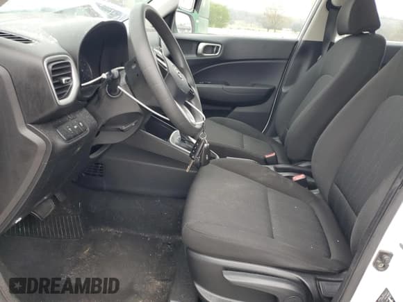 ✅ 2021 Hyundai Venue SE • VIN: KMHRB8A34MU067106 • Lot: 50982945. Listed on Copart with 92,455 mi. Free auction sales archive from the USA and detailed vehicle history report at DreamBid. Image 7.