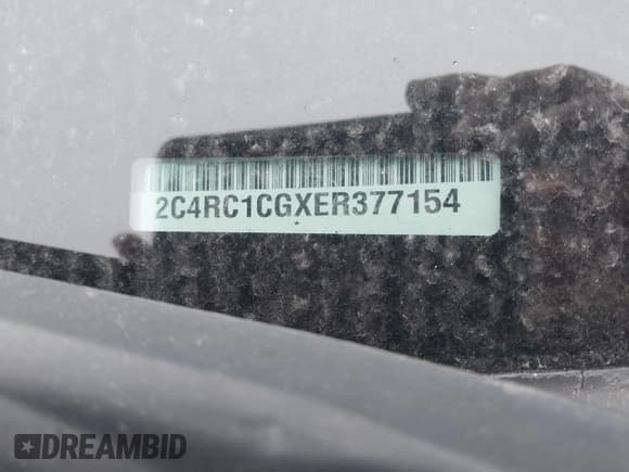 ✅ 2014 Chrysler Town & Country Touring L • VIN: 2C4RC1CGXER377154 • Lot: 43400177. Listed on IAAI with 119,872 mi. Free auction sales archive from the USA and detailed vehicle history report at DreamBid. Image 9.