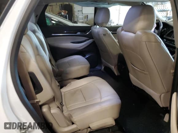 ✅ 2019 Buick Enclave Essence • VIN: 5GAERBKW0KJ217443 • Lot: 86305985. Listed on Copart with 115,789 mi. Free auction sales archive from the USA and detailed vehicle history report at DreamBid. Image 11.