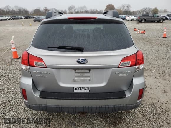 ✅ 2011 Subaru Outback Premium • VIN: 4S4BRBCC1B3319937 • Lot: 93070265. Wystawiony na Copart z przebiegiem 156 043 mil. Bezpłatny archiwum sprzedaży aukcyjnych z USA i szczegółowy raport historii pojazdu na DreamBid. Zdjęcie 6.