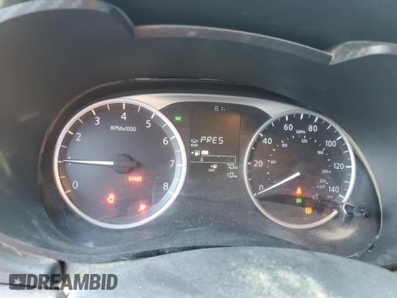 ✅ 2020 Nissan Versa S • VIN: 3N1CN8BV8LL801288 • Лот: 67930585. Опубликован ранее на Copart с пробегом 10 миль. Бесплатный доступ к архиву аукционных продаж из США и подробный отчёт об истории автомобиля на DreamBid. Изображение 9.