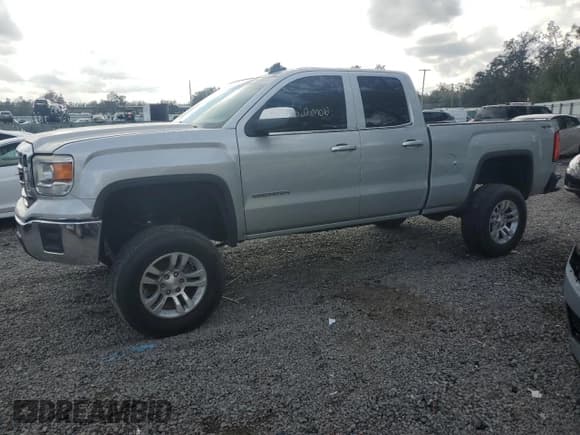 ✅ 2015 GMC Sierra 1500 SLE • VIN: 1GTV2UECXFZ304841 • Lot: 45572395. Wystawiony na Copart z przebiegiem Nie podano. Bezpłatny archiwum sprzedaży aukcyjnych z USA i szczegółowy raport historii pojazdu na DreamBid. Zdjęcie 1.