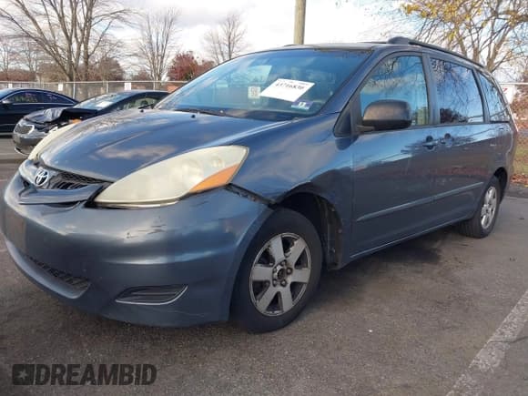 ✅ 2006 Toyota Sienna CE • VIN: 5TDZA23C66S499236 • Лот: 43716830. Опубликован ранее на IAAI с пробегом 282 641 миль. Бесплатный доступ к архиву аукционных продаж из США и подробный отчёт об истории автомобиля на DreamBid. Изображение 2.