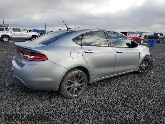 ✅ 2016 Dodge Dart SE • VIN: 1C3CDFAA0GD591689 • Lot: 82701995. Wystawiony na Copart z przebiegiem 111 110 mil. Bezpłatny archiwum sprzedaży aukcyjnych z USA i szczegółowy raport historii pojazdu na DreamBid. Zdjęcie 3.