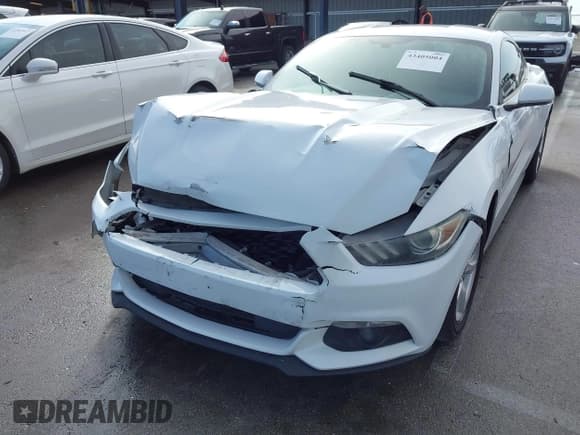 ✅ 2015 Ford Mustang V6 • VIN: 1FA6P8AM6F5372479 • Lot: 43405004. Listed on IAAI with 177,478 mi. Free auction sales archive from the USA and detailed vehicle history report at DreamBid. Image 6.