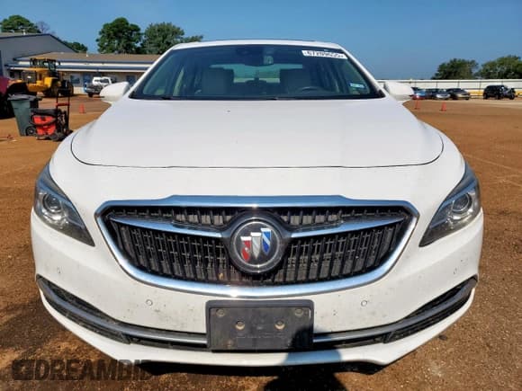 ✅ 2018 Buick LaCrosse Premium • VIN: 1G4ZR5SS9JU116165 • Лот: 67209655. Опубликован ранее на Copart с пробегом 82 165 миль. Бесплатный доступ к архиву аукционных продаж из США и подробный отчёт об истории автомобиля на DreamBid. Изображение 5.