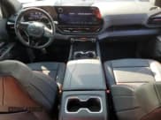 ✅ 2025 Chevrolet Silverado 1500 • VIN: 1GC402EL6SU406523 • Лот: 81186035. Опубликован ранее на Copart с пробегом 10 538 миль. Бесплатный доступ к архиву аукционных продаж из США и подробный отчёт об истории автомобиля на DreamBid. Изображение 8.