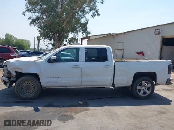✅ 2018 Chevrolet Silverado 1500 LT • VIN: 1GCPCREC7JF116128 • Lot: 42902108. Wystawiony na IAAI z przebiegiem 332 831 mil. Bezpłatny archiwum sprzedaży aukcyjnych z USA i szczegółowy raport historii pojazdu na DreamBid. Zdjęcie 14.