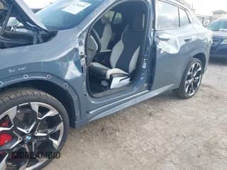 ✅ 2025 BMW X2 xDrive28i • VIN: WBX63GM03S5228071 • Lot: 42744449. Listed on IAAI with 3,242 mi. Free auction sales archive from the USA and detailed vehicle history report at DreamBid. Image 6.