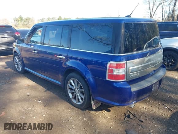 ✅ 2013 Ford Flex Limited • VIN: 2FMHK6D83DBD05993 • Lot: 42140500. Wystawiony na IAAI z przebiegiem 214 701 mil. Bezpłatny archiwum sprzedaży aukcyjnych z USA i szczegółowy raport historii pojazdu na DreamBid. Zdjęcie 3.