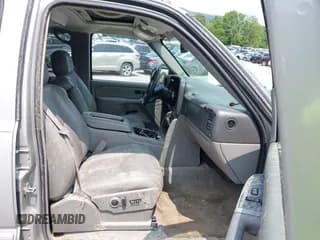 ✅ 2005 Chevrolet Suburban LT • VIN: 1GNFK16Z45J150184 • Лот: 42385400. Опубликован ранее на IAAI с пробегом 174 263 миль. Бесплатный доступ к архиву аукционных продаж из США и подробный отчёт об истории автомобиля на DreamBid. Изображение 5.