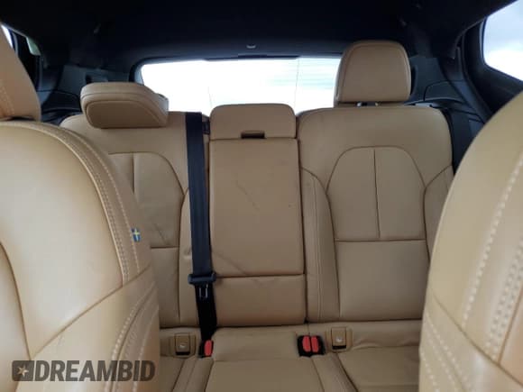 ✅ 2019 Volvo XC40 Momentum • VIN: YV4162UK2K2155020 • Лот: 91381845. Опубликован ранее на Copart с пробегом 55 824 миль. Бесплатный доступ к архиву аукционных продаж из США и подробный отчёт об истории автомобиля на DreamBid. Изображение 10.