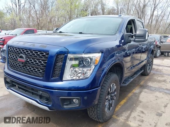 ✅ 2018 Nissan Titan S • VIN: 1N6AA1E5XJN536371 • Лот: 41898791. Опубликован ранее на IAAI с пробегом 92 620 миль. Бесплатный доступ к архиву аукционных продаж из США и подробный отчёт об истории автомобиля на DreamBid. Изображение 18.
