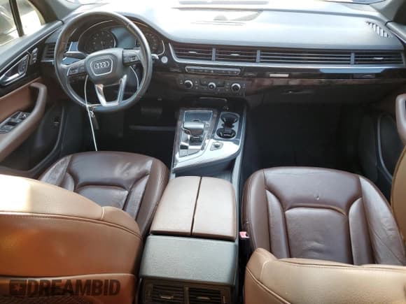 ✅ 2017 Audi Q7 Premium • VIN: WA1AAAF74HD009620 • Lot: 93018795. Listed on Copart with 122,634 mi. Free auction sales archive from the USA and detailed vehicle history report at DreamBid. Image 8.