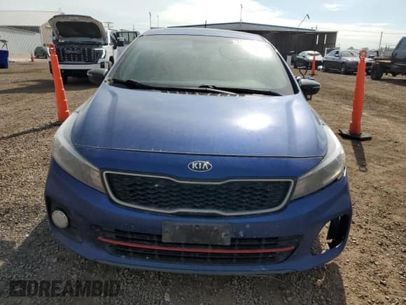 ✅ 2017 Kia Forte SX • VIN: 3KPFN5A37HE141300 • Lot: 70756385. Listed on Copart with 117,864 mi. Free auction sales archive from the USA and detailed vehicle history report at DreamBid. Image 5.