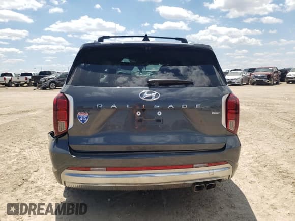 ✅ 2024 Hyundai Palisade Calligraphy • VIN: KM8R7DGE8RU731952 • Лот: 62320264. Опубликован ранее на Copart с пробегом Не указан. Бесплатный доступ к архиву аукционных продаж из США и подробный отчёт об истории автомобиля на DreamBid. Изображение 6.