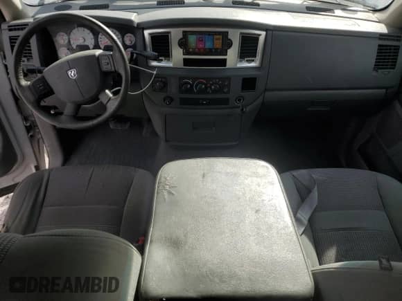 2008 Dodge 1500 SLT z VIN 1D7HU18N18S605437, wystawiony jako Copart lot #82663635 z przebiegiem 201 497 mil mil oraz Szkoda całkowita • Salvage title. Historia ofert i sprzedaży dostępna na DreamBid. Obrazek 8.