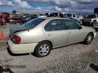 ✅ 1999 Nissan Altima XE • VIN: 1N4DL01D4XC206950 • Lot: 78679994. Wystawiony na Copart z przebiegiem 228 995 mil. Bezpłatny archiwum sprzedaży aukcyjnych z USA i szczegółowy raport historii pojazdu na DreamBid. Zdjęcie 3.