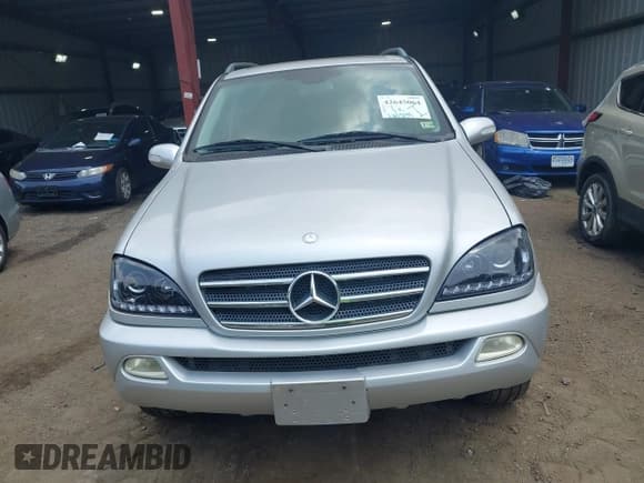 ✅ 2004 Mercedes-Benz M 350 • VIN: 4JGAB57E84A494729 • Lot: 42645064. Listed on IAAI with 181,281 mi. Free auction sales archive from the USA and detailed vehicle history report at DreamBid. Image 12.