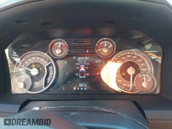 ✅ 2018 Ram 1500 Limited • VIN: 1C6RR7WT6JS207500 • Лот: 43656229. Опубликован ранее на IAAI с пробегом 88 387 миль. Бесплатный доступ к архиву аукционных продаж из США и подробный отчёт об истории автомобиля на DreamBid. Изображение 7.