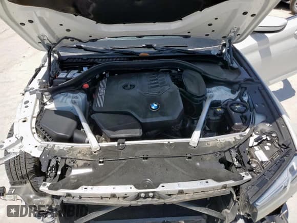 ✅ 2022 BMW 5 Series 530i xDrive • VIN: WBA13BJ03NCJ98694 • Лот: 67087415. Опубликован ранее на Copart с пробегом 28 025 миль. Бесплатный доступ к архиву аукционных продаж из США и подробный отчёт об истории автомобиля на DreamBid. Изображение 11.