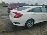 ✅ 2017 Honda Civic LX • VIN: 19XFC2F56HE032583 • Lot: 81616255. Wystawiony na Copart z przebiegiem 86 058 mil. Bezpłatny archiwum sprzedaży aukcyjnych z USA i szczegółowy raport historii pojazdu na DreamBid. Zdjęcie 14.