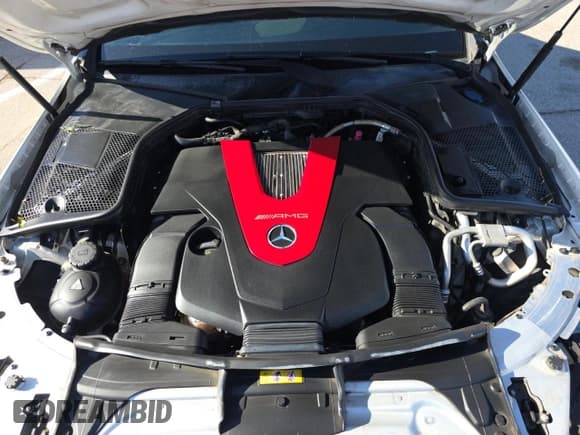 ✅ 2017 Mercedes-Benz C 43 AMG • VIN: 55SWF6EBXHU209232 • Lot: 87114355. Wystawiony na Copart z przebiegiem 155 284 mil. Bezpłatny archiwum sprzedaży aukcyjnych z USA i szczegółowy raport historii pojazdu na DreamBid. Zdjęcie 7.