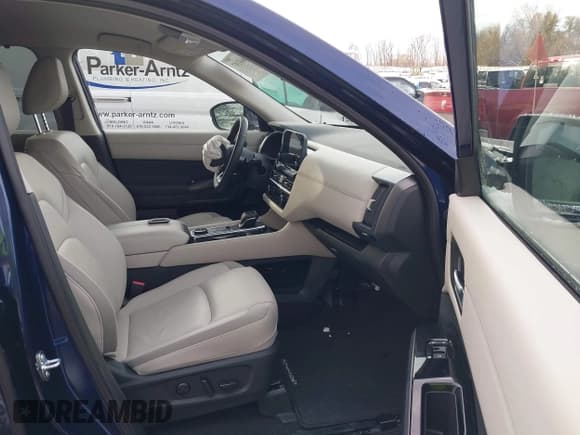✅ 2025 Nissan Pathfinder SL • VIN: 5N1DR3CC6SC235868 • Lot: 43664107. Wystawiony na IAAI z przebiegiem 2 749 mil. Bezpłatny archiwum sprzedaży aukcyjnych z USA i szczegółowy raport historii pojazdu na DreamBid. Zdjęcie 5.