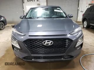 ✅ 2021 Hyundai Kona SE • VIN: KM8K12AA1MU664116 • Лот: 45469014. Опубликован ранее на Copart с пробегом 85 120 миль. Бесплатный доступ к архиву аукционных продаж из США и подробный отчёт об истории автомобиля на DreamBid. Изображение 5.