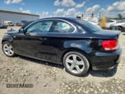 ✅ 2013 BMW 1 Series 128i • VIN: WBAUP7C58DVM55357 • Lot: 65746855. Wystawiony na Copart z przebiegiem Nie podano. Bezpłatny archiwum sprzedaży aukcyjnych z USA i szczegółowy raport historii pojazdu na DreamBid. Zdjęcie 2.
