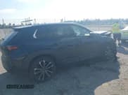 ✅ 2023 Mazda CX-50 S Premium Plus • VIN: 7MMVABEM1PN141344 • Lot: 41473823. Wystawiony na IAAI z przebiegiem 12 120 mil. Bezpłatny archiwum sprzedaży aukcyjnych z USA i szczegółowy raport historii pojazdu na DreamBid. Zdjęcie 4.