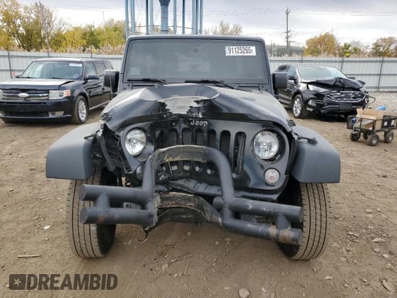 ✅ 2018 Jeep Wrangler Unlimited Sport • VIN: 1C4BJWDG0JL884456 • Lot: 91125265. Wystawiony na Copart z przebiegiem 82 379 mil. Bezpłatny archiwum sprzedaży aukcyjnych z USA i szczegółowy raport historii pojazdu na DreamBid. Zdjęcie 5.