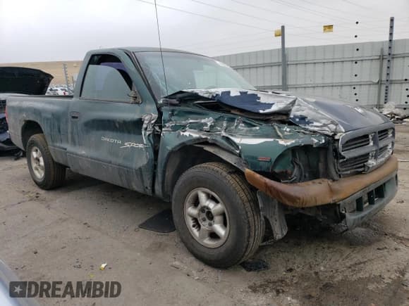 ✅ 1999 Dodge Dakota Sport • VIN: 1B7FL26P0XS238592 • Lot: 44935435. Wystawiony na Copart z przebiegiem 136 218 mil. Bezpłatny archiwum sprzedaży aukcyjnych z USA i szczegółowy raport historii pojazdu na DreamBid. Zdjęcie 4.