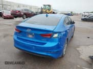 ✅ 2017 Hyundai Elantra SE • VIN: KMHD84LF9HU196537 • Lot: 42433761. Wystawiony na IAAI z przebiegiem 166 684 mil. Bezpłatny archiwum sprzedaży aukcyjnych z USA i szczegółowy raport historii pojazdu na DreamBid. Zdjęcie 4.