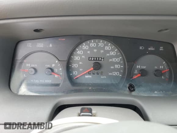 ✅ 2002 Mercury Grand Marquis LS Premium • VIN: 2MEFM75W52X657450 • Lot: 64553335. Wystawiony na Copart z przebiegiem 221 139 mil. Bezpłatny archiwum sprzedaży aukcyjnych z USA i szczegółowy raport historii pojazdu na DreamBid. Zdjęcie 9.