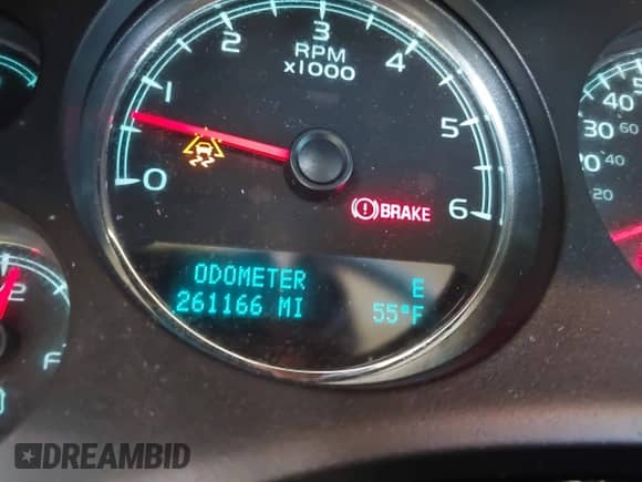 2010 Chevrolet Tahoe LTZ с VIN 1GNUCCE00AR145756, выставлен на аукционе IAAI как лот 43141466 с пробегом 261 166 миль миль и . История ставок и продаж доступна на DreamBid. Изображение 15.