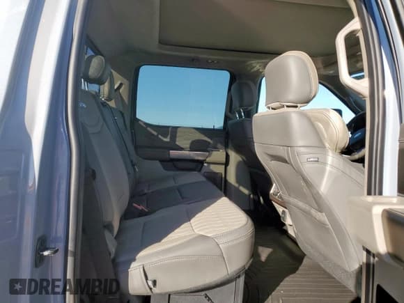 ✅ 2025 Ford F-250 XL • VIN: 1FT8W2BM6SEC95821 • Lot: 91325745. Wystawiony na Copart z przebiegiem 8 775 mil. Bezpłatny archiwum sprzedaży aukcyjnych z USA i szczegółowy raport historii pojazdu na DreamBid. Zdjęcie 9.