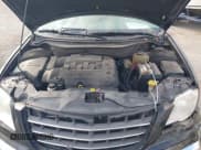 ✅ 2007 Chrysler Pacifica Touring • VIN: 2A8GM68X47R148796 • Lot: 43416623. Listed on IAAI with 144,328 mi. Free auction sales archive from the USA and detailed vehicle history report at DreamBid. Image 10.