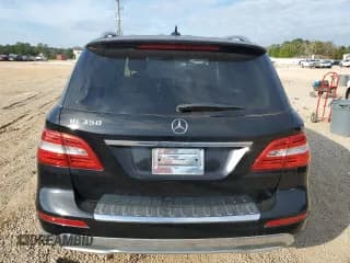 ✅ 2015 Mercedes-Benz M 350 • VIN: 4JGDA5JB9FA518098 • Lot: 92887825. Listed on Copart with 107,272 mi. Free auction sales archive from the USA and detailed vehicle history report at DreamBid. Image 6.