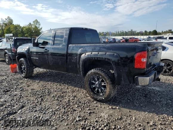 ✅ 2007 Chevrolet Silverado 1500 2LT • VIN: 1GCEK19077Z645887 • Lot: 73124434. Listed on Copart with 245,916 mi. Free auction sales archive from the USA and detailed vehicle history report at DreamBid. Image 2.