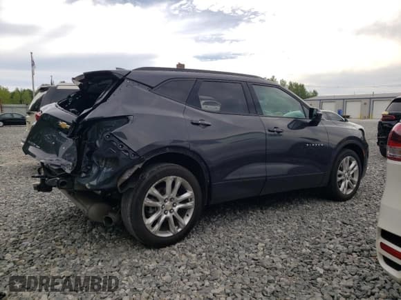 ✅ 2022 Chevrolet Blazer LT • VIN: 3GNKBJRSXNS201165 • Lot: 68426135. Listed on Copart with 74,366 mi. Free auction sales archive from the USA and detailed vehicle history report at DreamBid. Image 3.