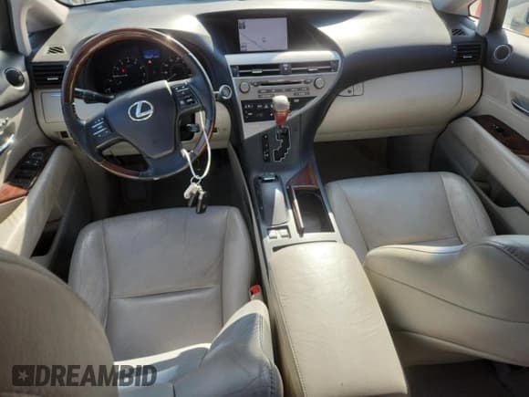 ✅ 2011 Lexus RX 350 • VIN: 2T2ZK1BA3BC061795 • Lot: 90867175. Wystawiony na Copart z przebiegiem 181 357 mil. Bezpłatny archiwum sprzedaży aukcyjnych z USA i szczegółowy raport historii pojazdu na DreamBid. Zdjęcie 8.