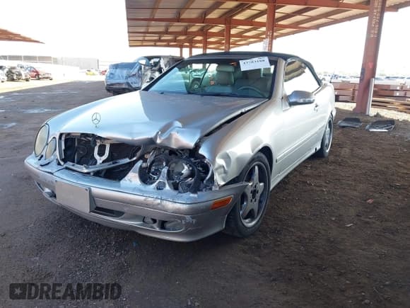 ✅ 2001 Mercedes-Benz CLK 320/430 • VIN: WDBLK65G01T070077 • Lot: 43783188. Wystawiony na IAAI z przebiegiem 151 353 mil. Bezpłatny archiwum sprzedaży aukcyjnych z USA i szczegółowy raport historii pojazdu na DreamBid. Zdjęcie 2.