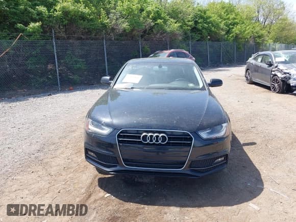 ✅ 2015 Audi A4 Premium Plus • VIN: WAUEFAFL0FA070724 • Lot: 42103016. Listed on IAAI with 91,127 mi. Free auction sales archive from the USA and detailed vehicle history report at DreamBid. Image 13.