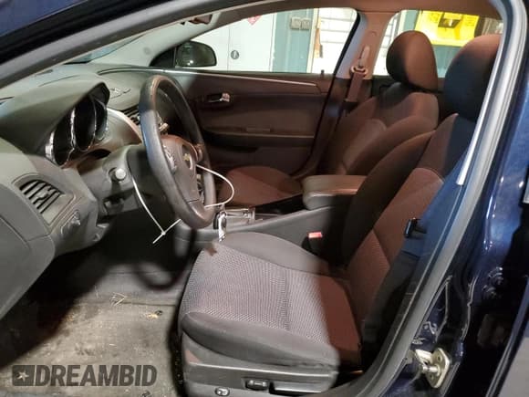 ✅ 2012 Chevrolet Malibu 1LT • VIN: 1G1ZC5E04CF225777 • Lot: 80129234. Wystawiony na Copart z przebiegiem 39 062 mil. Bezpłatny archiwum sprzedaży aukcyjnych z USA i szczegółowy raport historii pojazdu na DreamBid. Zdjęcie 7.