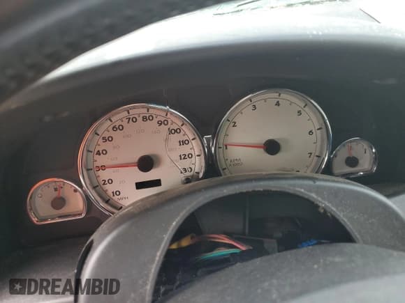 ✅ 2006 Saturn VUE • VIN: 5GZCZ53496S834620 • Lot: 55135955. Wystawiony na Copart z przebiegiem Nie podano. Bezpłatny archiwum sprzedaży aukcyjnych z USA i szczegółowy raport historii pojazdu na DreamBid. Zdjęcie 9.