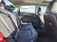 ✅ 2017 Volkswagen Passat SEL Premium • VIN: 1VWCT7A33HC085509 • Lot: 90846355. Wystawiony na Copart z przebiegiem 151 744 mil. Bezpłatny archiwum sprzedaży aukcyjnych z USA i szczegółowy raport historii pojazdu na DreamBid. Zdjęcie 10.