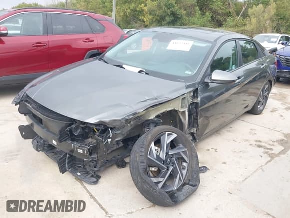 ✅ 2025 Hyundai Elantra SEL Convenience • VIN: KMHLS4DG5SU974859 • Lot: 43527412. Listed on IAAI with 18,439 mi. Free auction sales archive from the USA and detailed vehicle history report at DreamBid. Image 2.